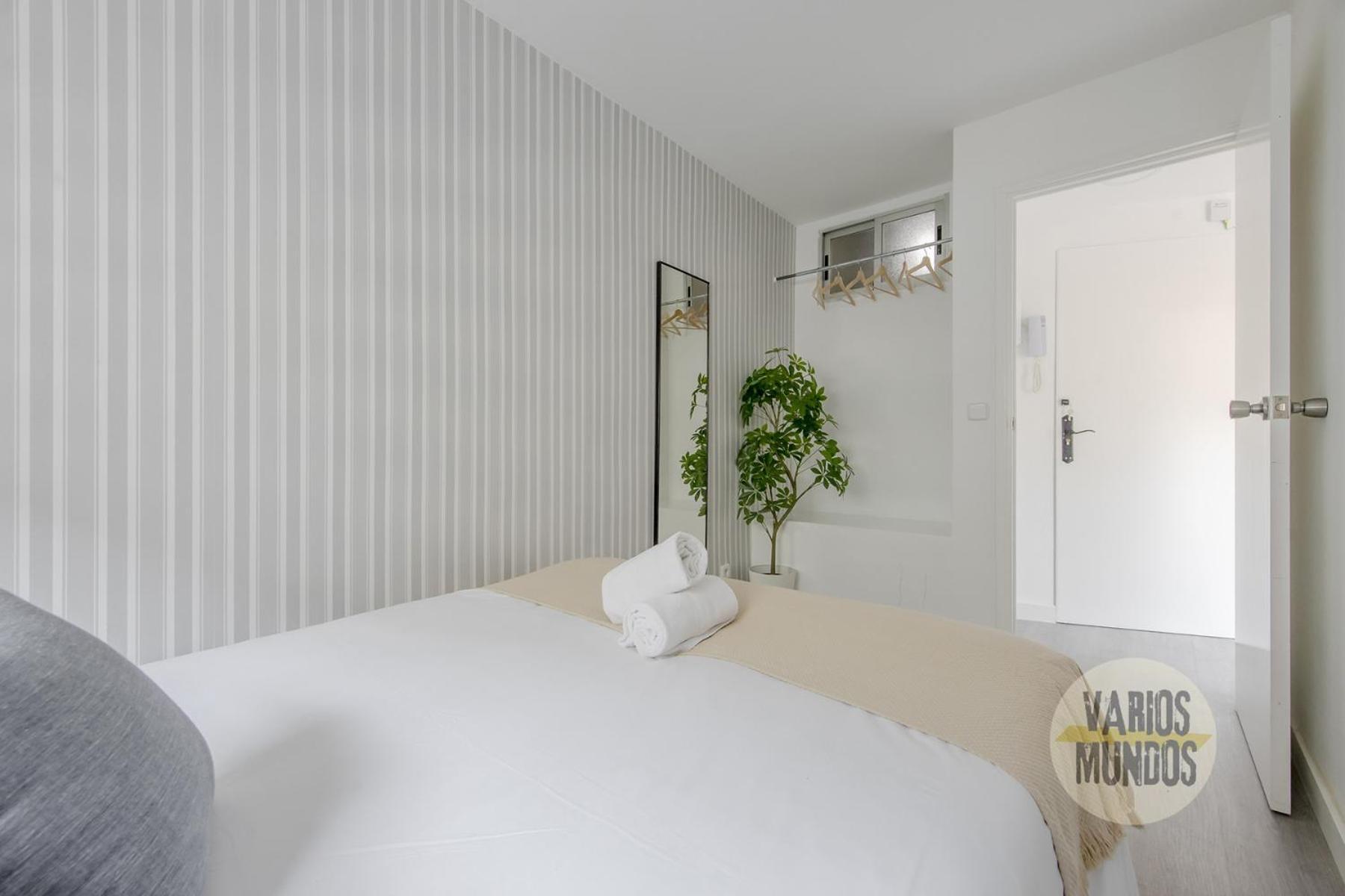 Atico Calle Silva Para 3Pax Con Terraza Esquina Con Gran Via E2 Madryt Zewnętrze zdjęcie